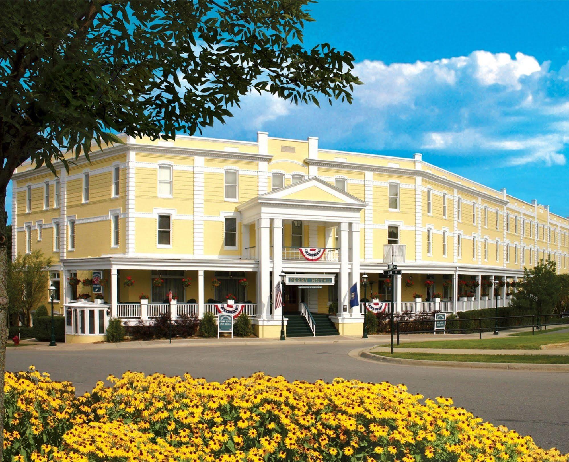 פטוסקי Perry Hotel מראה חיצוני תמונה